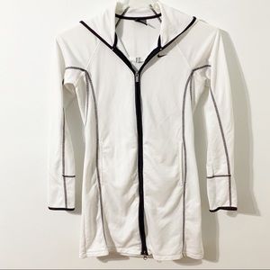 Nike Dri-Fit Hooded Front Zip Lightweight Fitted Jacket Contrasting Details